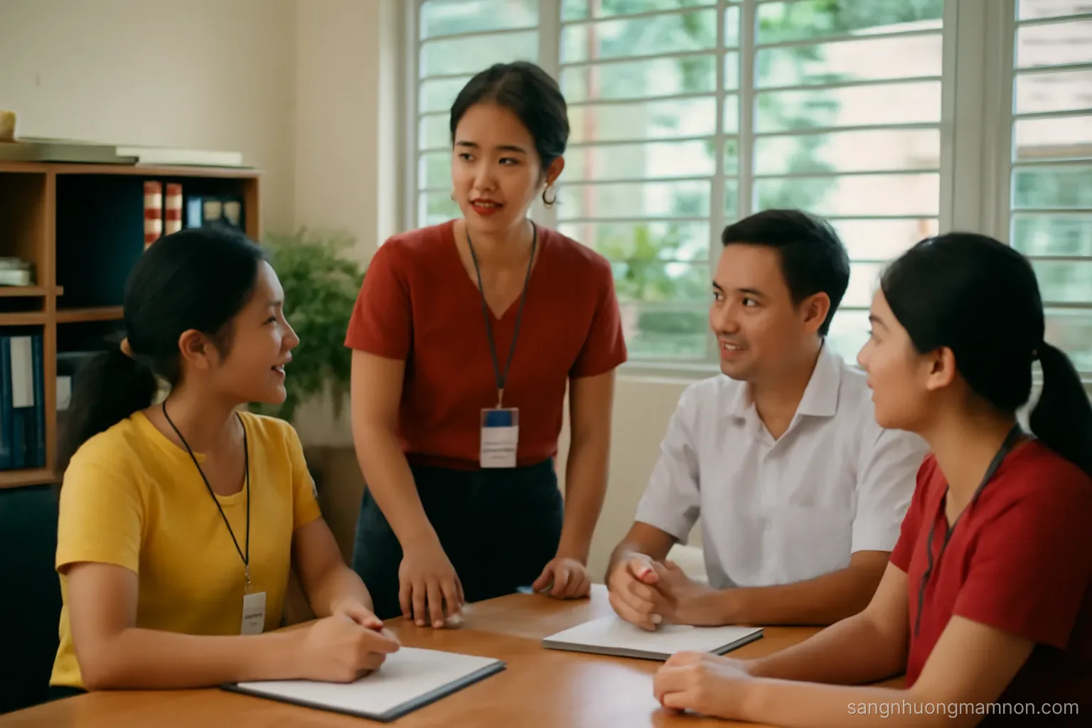 Thông báo đổi chủ với phụ huynh: nói sao cho khéo?