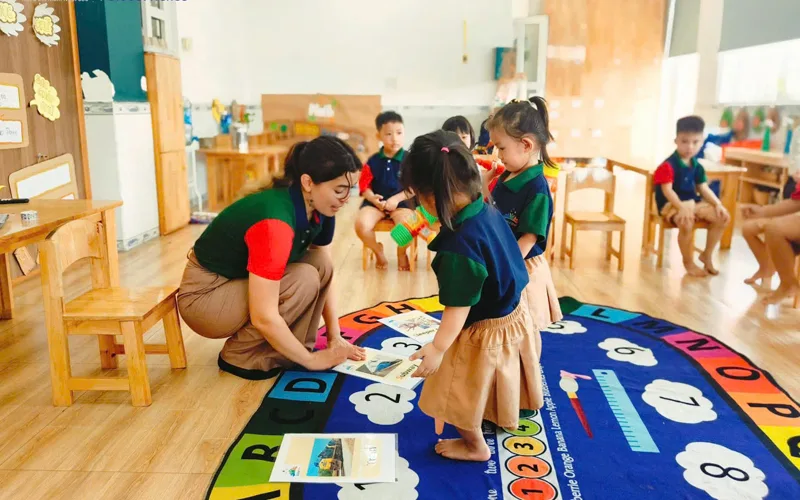Hoạt động học tập
