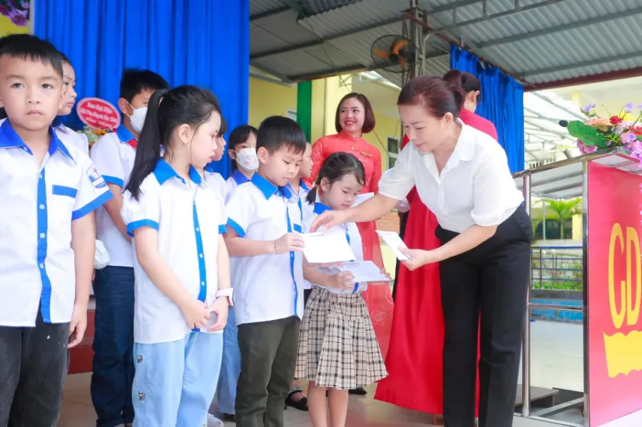 Trường Tiểu Học Đức Xuân