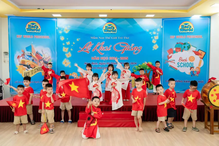 Trường Mầm Non Thế Giới Trẻ Thơ (Kid's World Preschool)