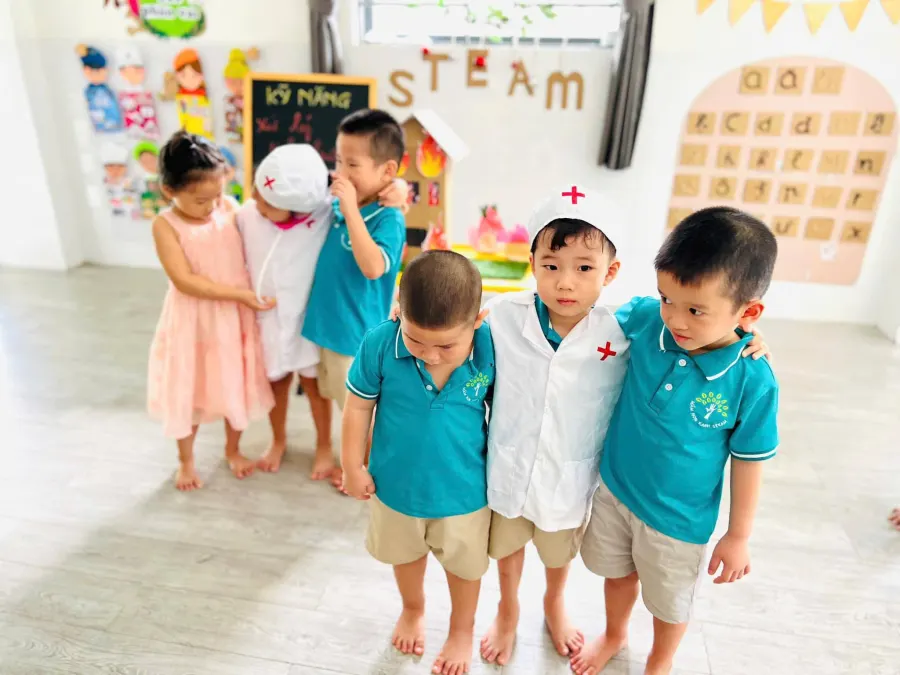 Mầm Non Xanh - Montessori & STEAM