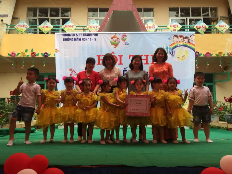 Trường Mầm non 19/5