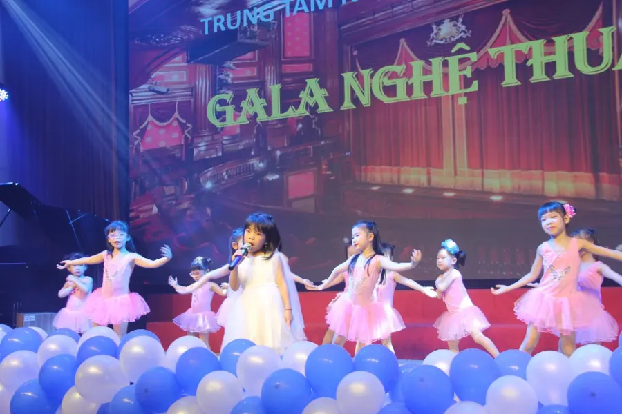 Trung Tâm Nghệ Thuật Vân Canh Art