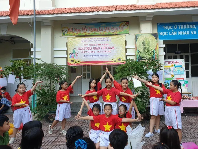 Trường Tiểu học Nguyễn Huệ 1