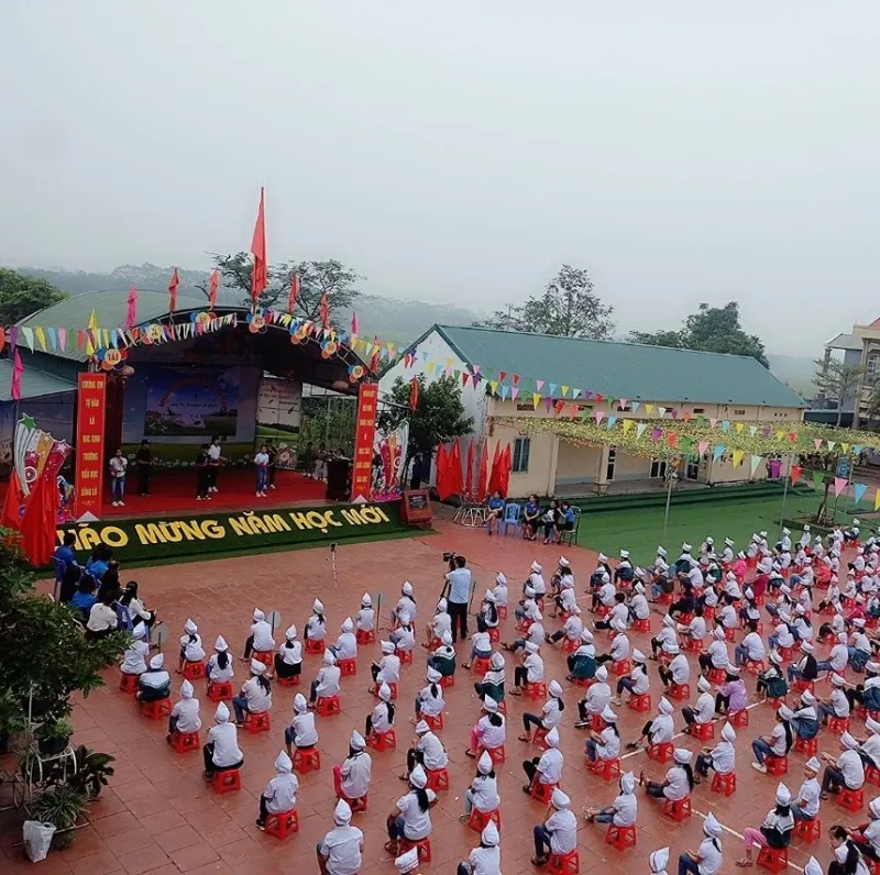 Trường Tiểu Học Sông Lô