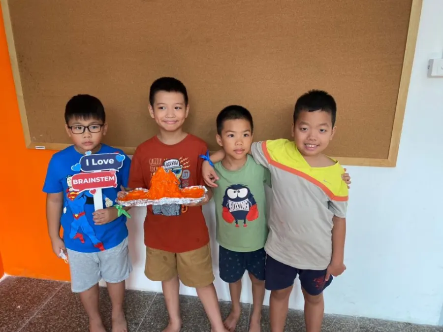 Trung Tâm BrainSTEM English Academy