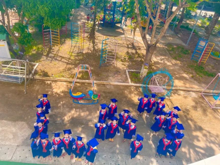 Trường Mầm Non Hoa Mai