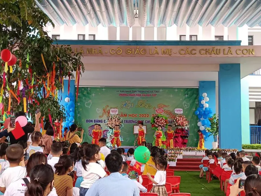 Trường Mầm Non Hà Huy Tập