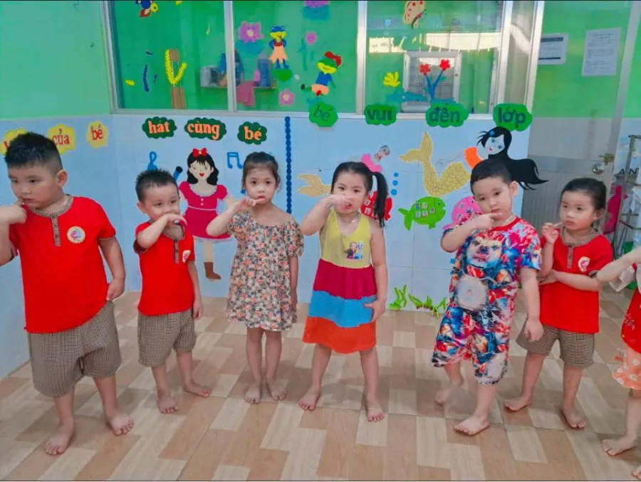 Trường Mầm Non Hoa Lan