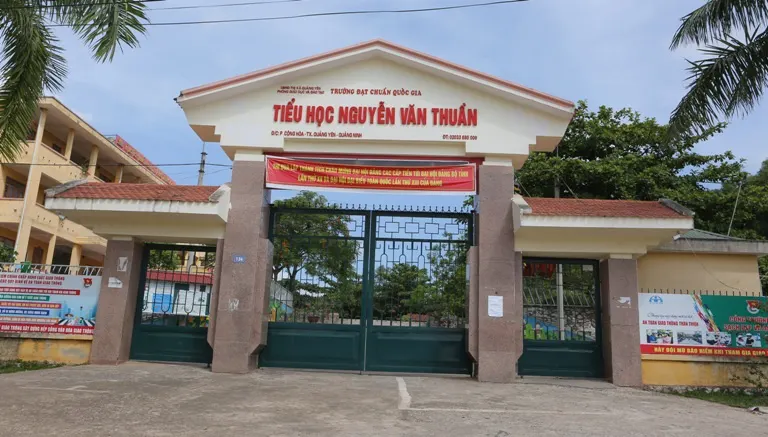 Trường Tiểu học Nguyễn Văn Thuần