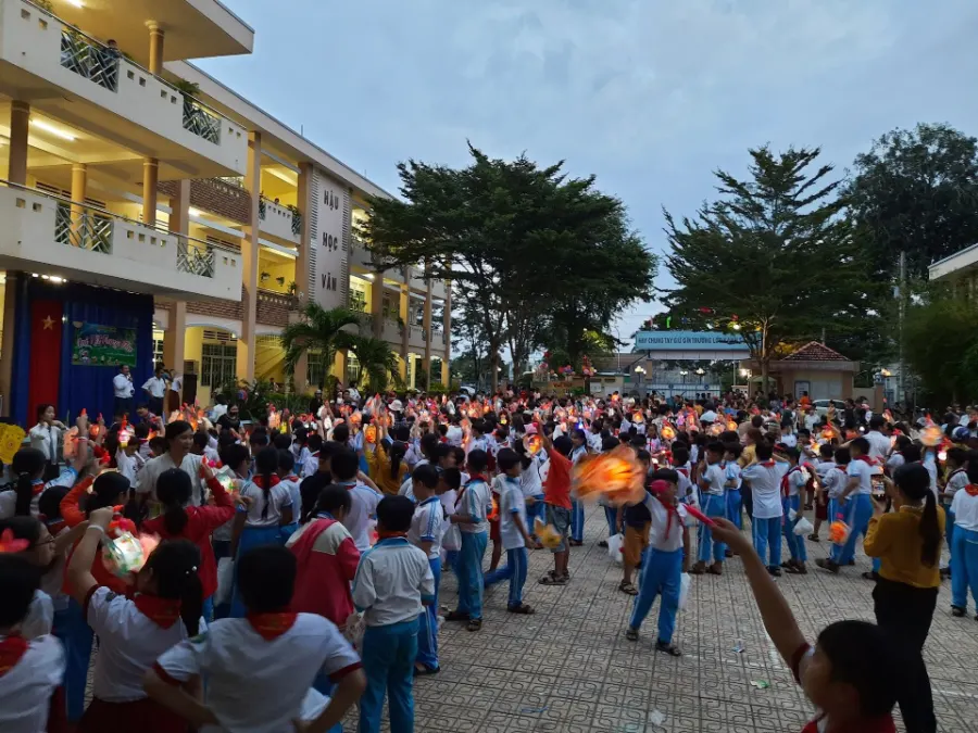 Trường Tiểu Học Xuân Hòa