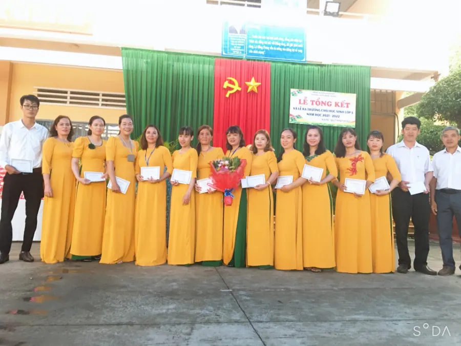 Trường Tiểu Học Lê Hồng Phong