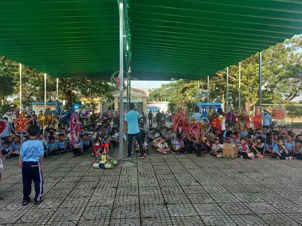 Trường Tiểu Học Nguyễn Viết Xuân