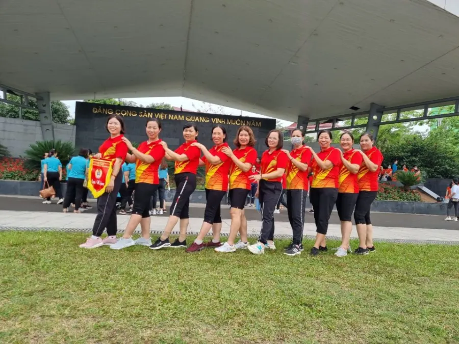 Trường Tiểu Học Tân Tiến