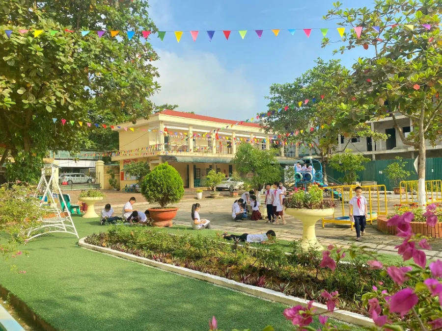 Trường Tiểu Học Hữu Nghị
