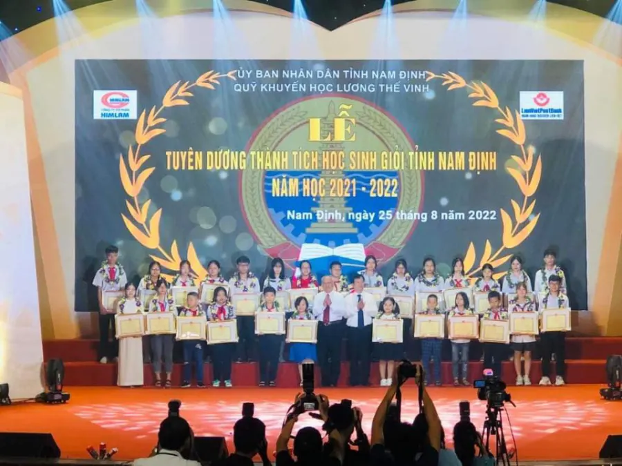 Trường Tiểu Học Hùng Vương
