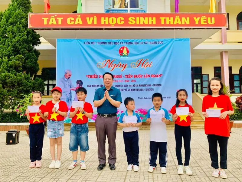 Trường Tiểu Học & THCS Thuận Đức