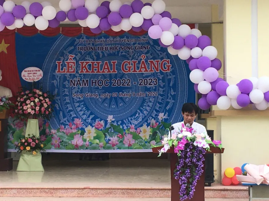 Trường Tiểu học Song Giang