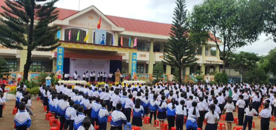 Trường Tiểu Học IaNhin
