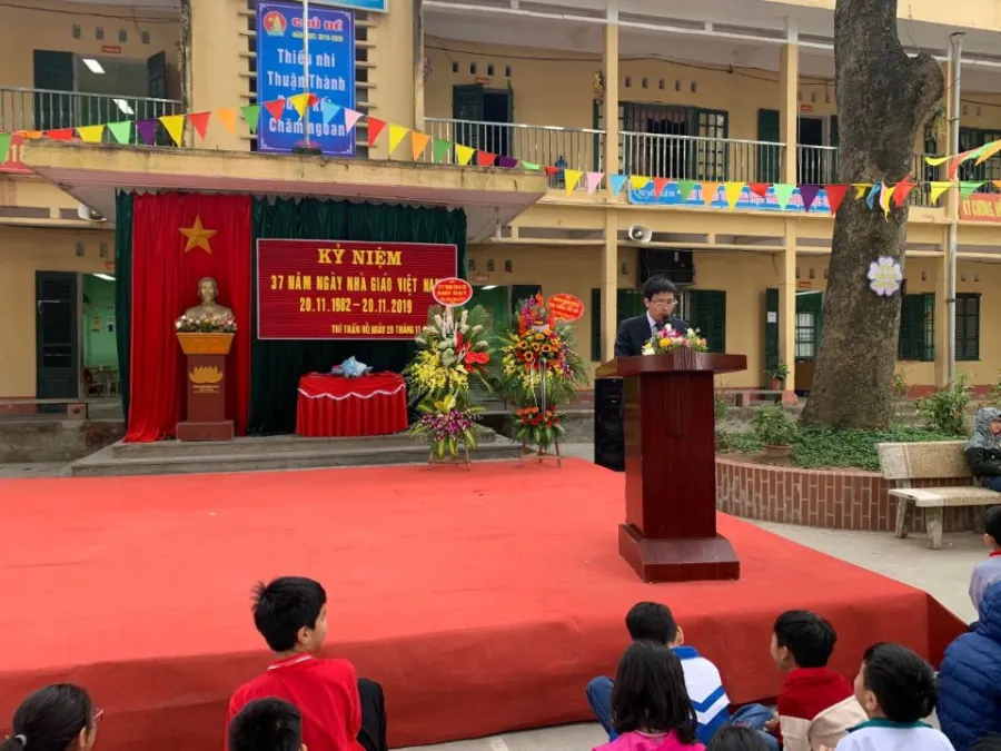 trường tiểu học thị trấn Hồ 1
