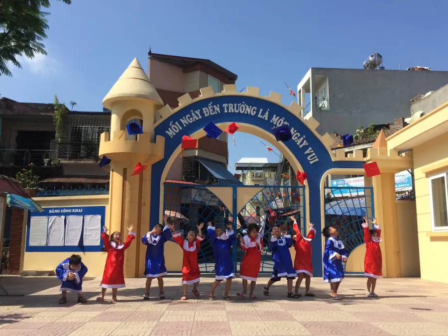 Trường mầm non 8-3
