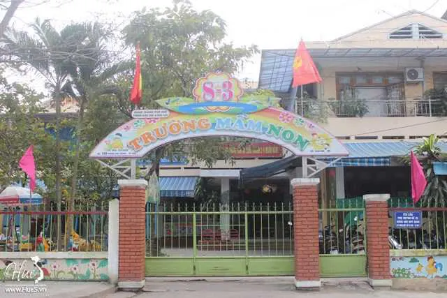 Trường mầm non 8/3