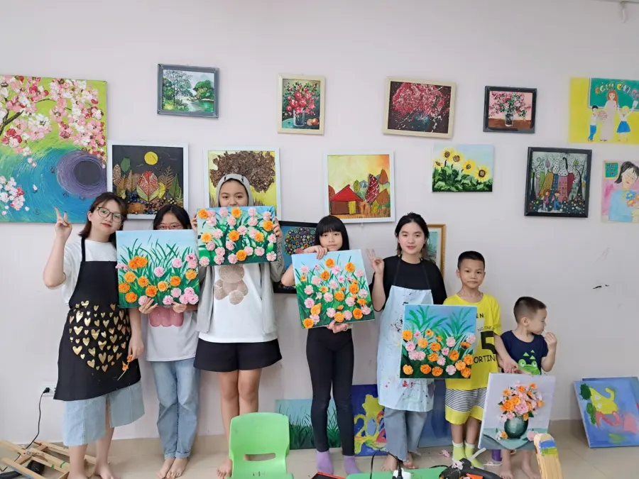 Xưởng vẽ 90 - Lớp vẽ Mỹ Thuật Thiếu Nhi