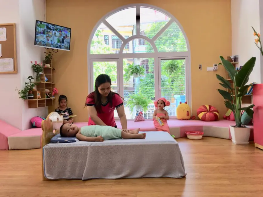 Trường mầm non Pink Sunshine  Montessori Preschool