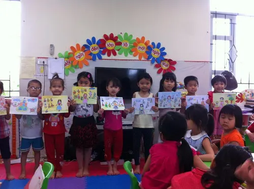 Trường mầm non Hoa Sen – Việt Hùng