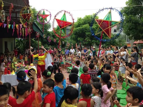 Trường mầm non Hoa Sen – Việt Hùng
