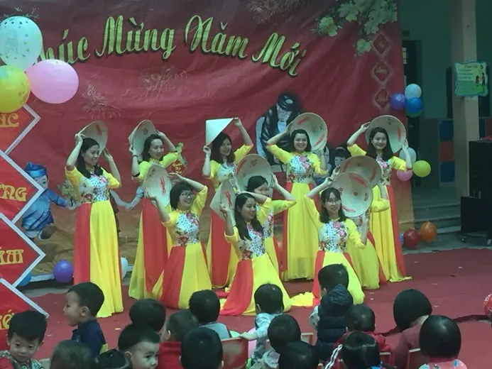 Trường mầm non Hoa Sữa