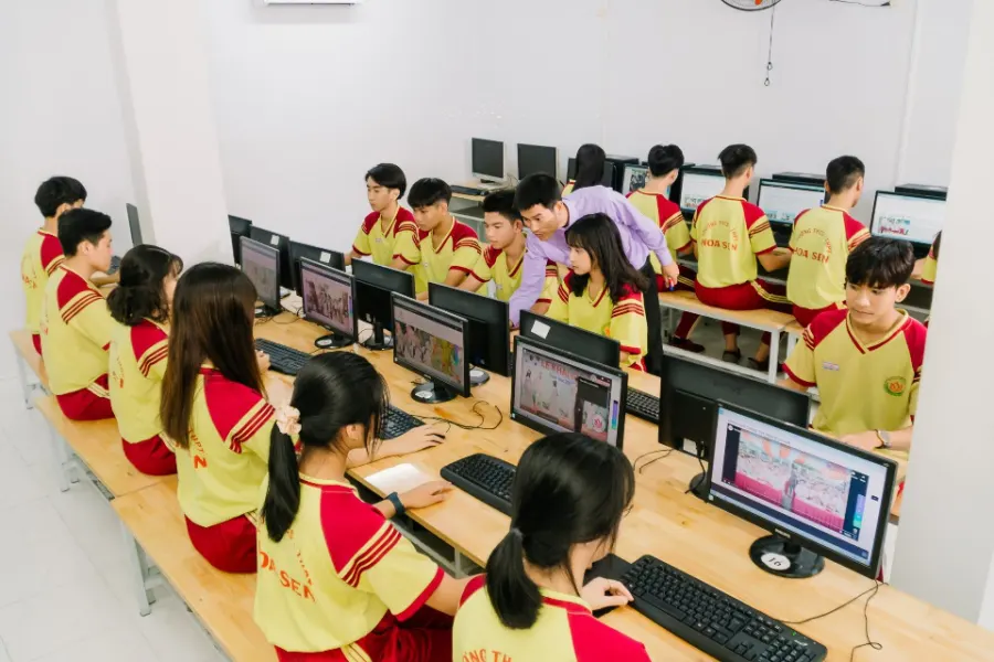 Trường Tiểu học - THCS - THPT Hoa Sen -Võ Văn Ngân, Bình Thọ (CS3)