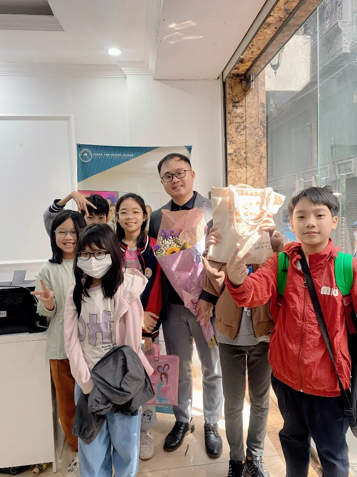Trung tâm Anh Ngữ Bright Future ( BFC ) - Nguyễn Văn Lộc, Mộ Lao (CS3)