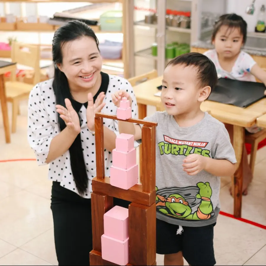 Mầm Non Vườn Yêu Thương Montessori