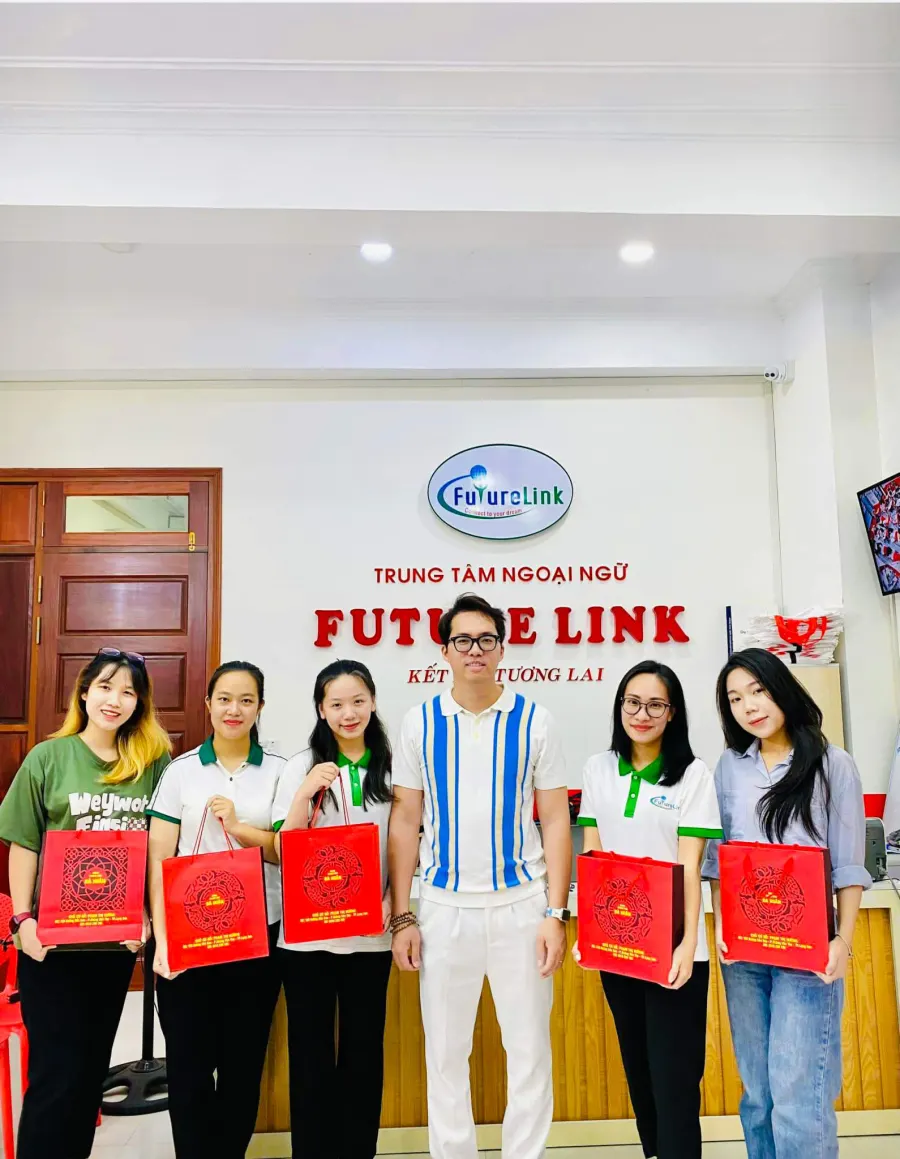 Trung tâm ngoại ngữ Future Link