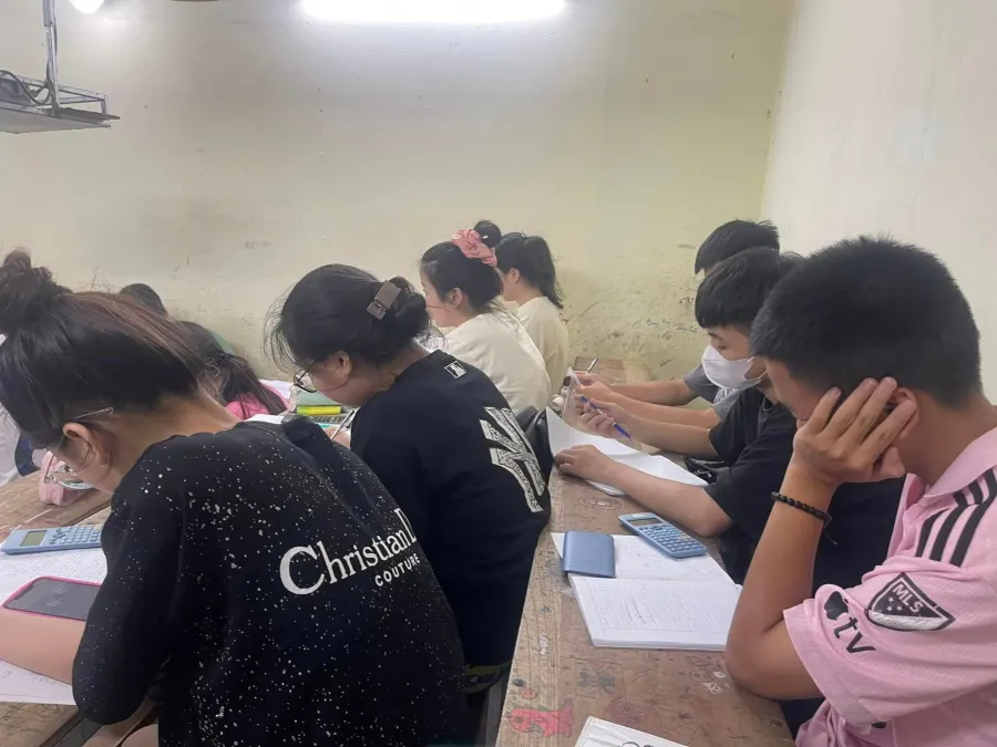 Luyện thi Thành Đạt Việt Trì