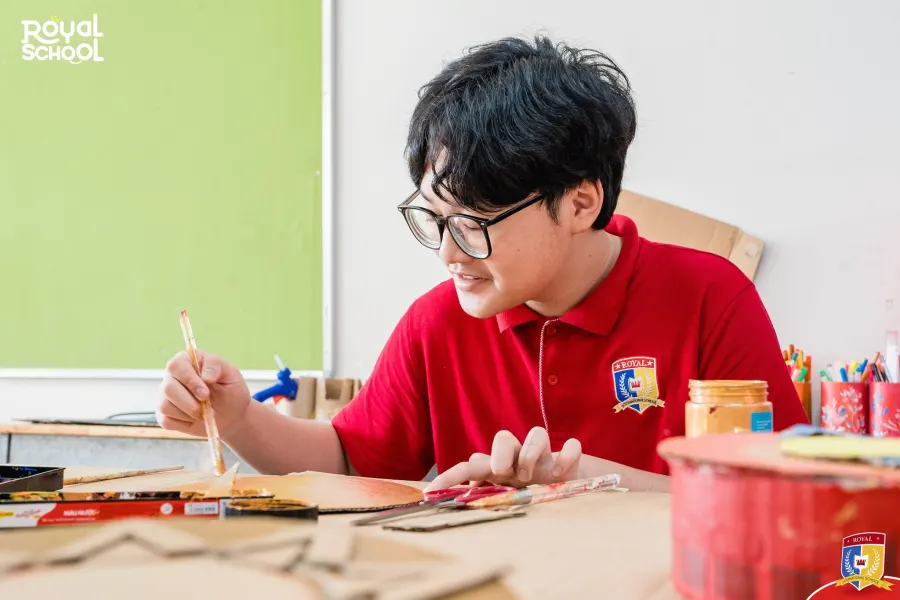 Trường Song Ngữ Quốc tế Hoàng Gia (ROYAL SCHOOL)