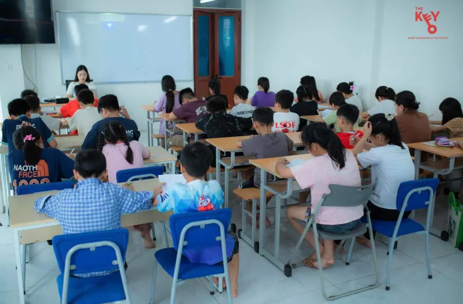 Trung tâm Ngoại ngữ TheKey - Phùng Xá, Thạch Thất