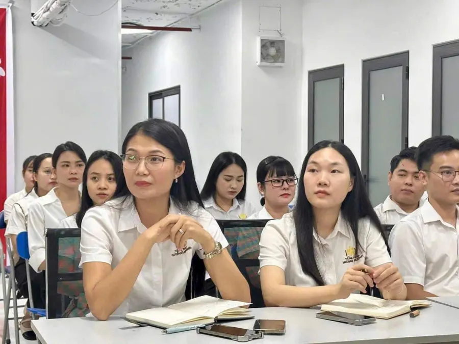 Tiếng Trung Hương Hương