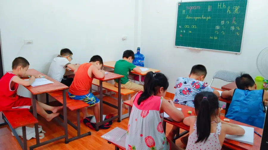 Trung tâm luyện viết chữ đẹp Cô Hoa
