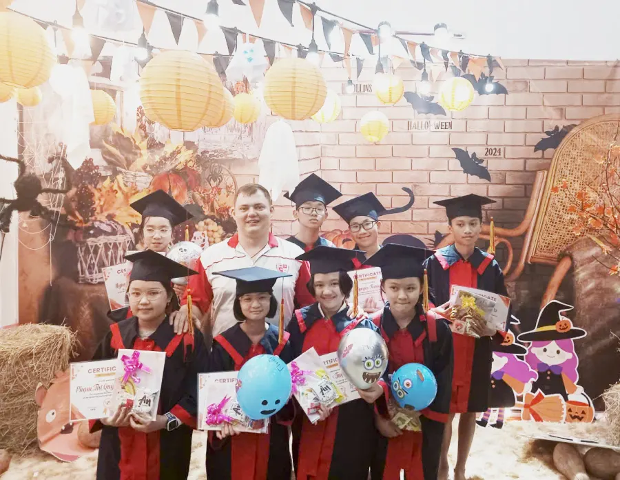 Hệ thống Anh ngữ Collins Edu CS2