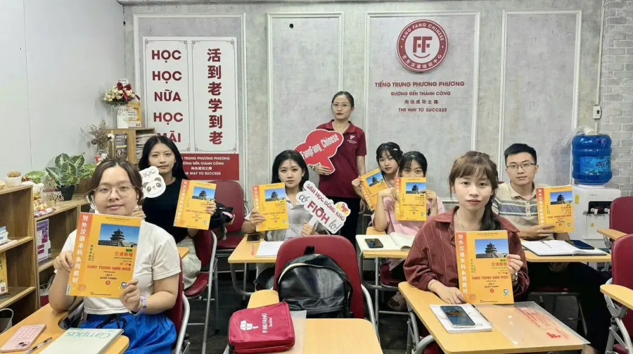 Trung tâm tiếng Trung Phương Phương - FangFang Chinese - TT Trâu Quỳ