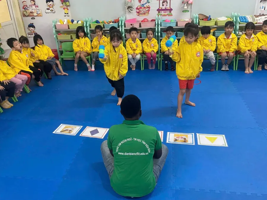 Trung tâm Ngoại ngữ - Tin học - Tỉnh Điện Biên