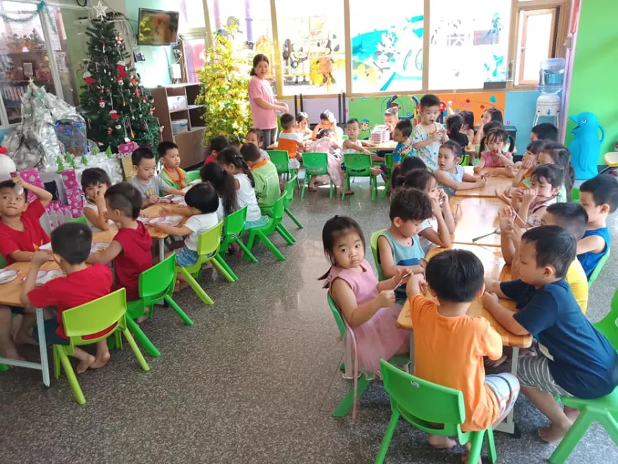 Trường mầm non CLC Hoàng Gia - Bình Trị Đông