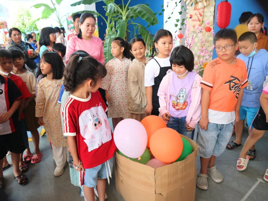 Trung tâm Ngoại Ngữ Anh Việt