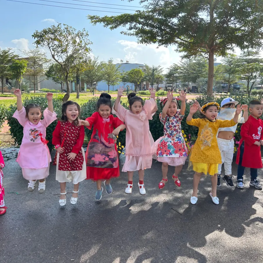 Trường Mầm non Tương Lai
