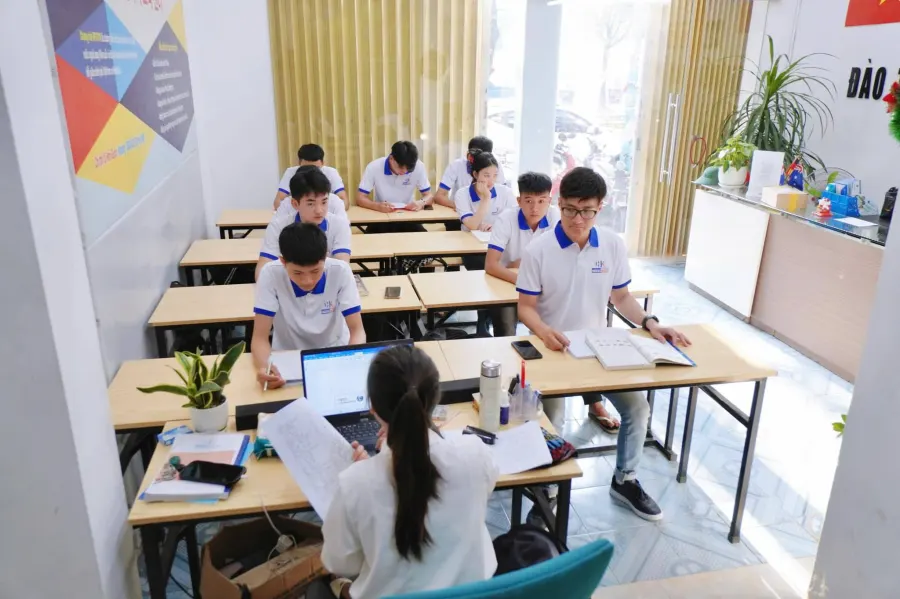 Trung tâm Tiếng Hàn Hùng Kiên Eps Topik