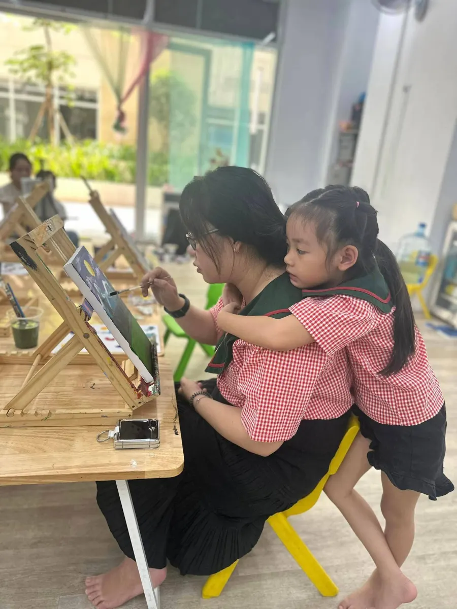 Trung tâm Mỹ thuật Art Family CS2