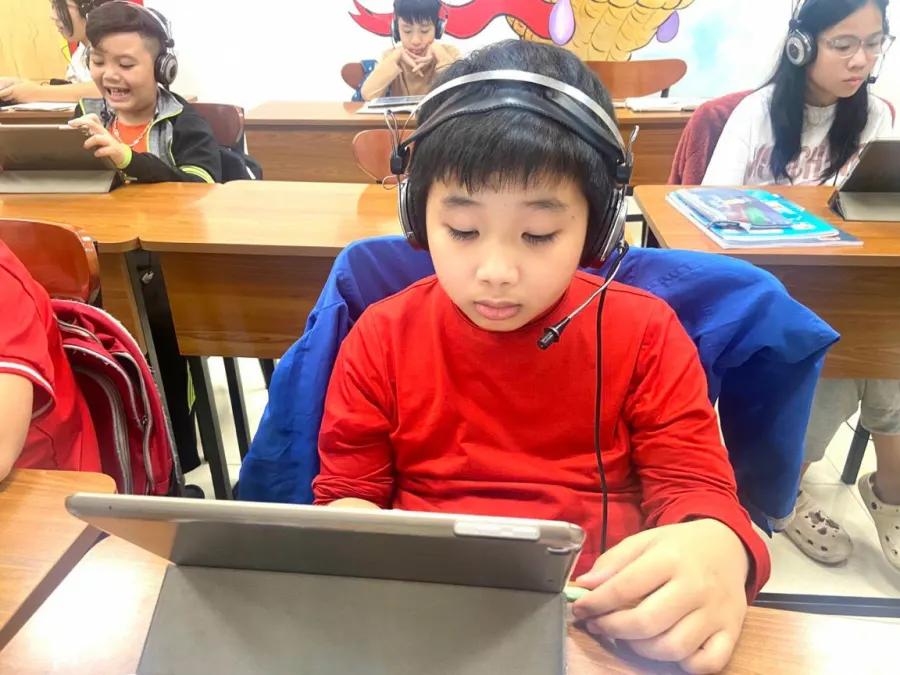 Trung tâm Anh ngữ AwesomEnglish