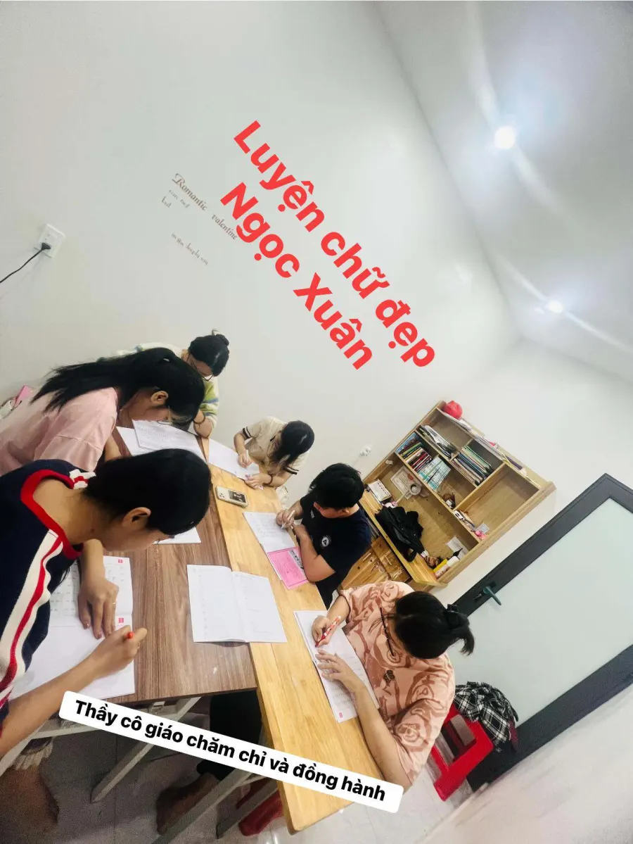 Lớp Luyện chữ đẹp Ngọc Xuân